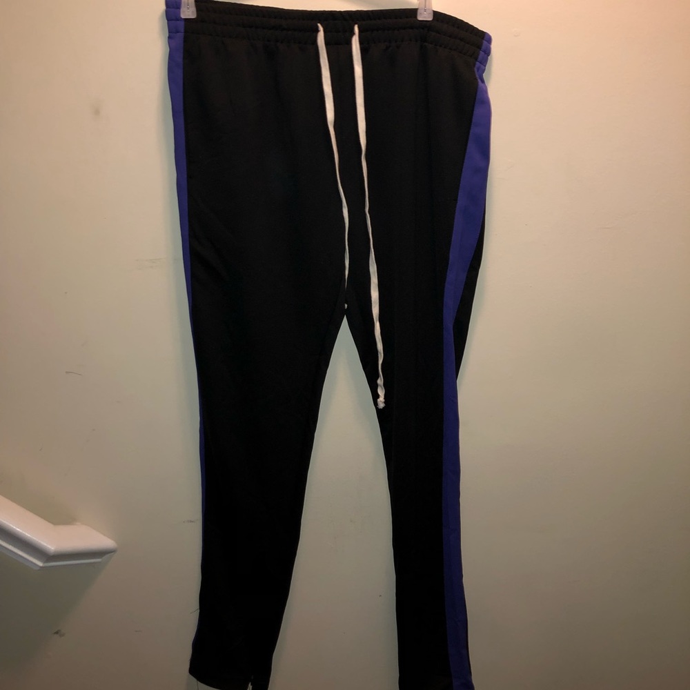 They are joggers slim fit